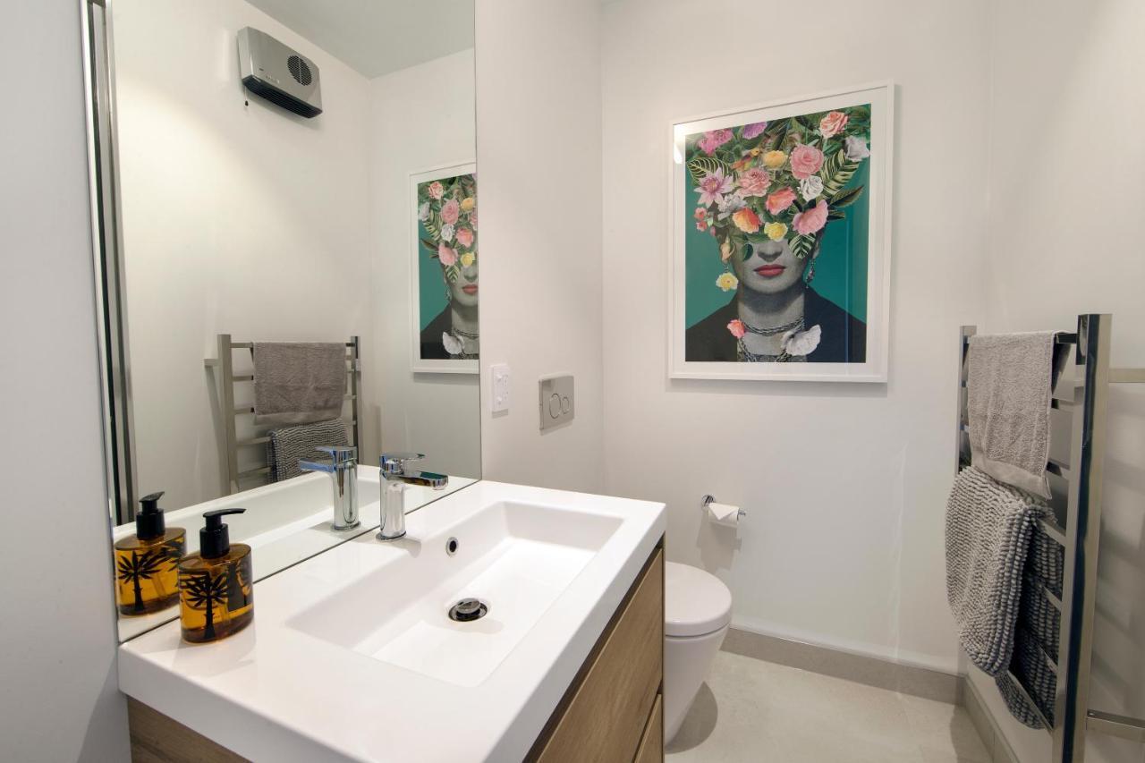 Funk In The City - Luxury Laneway Apartment With Single Garage Christchurch Eksteriør billede